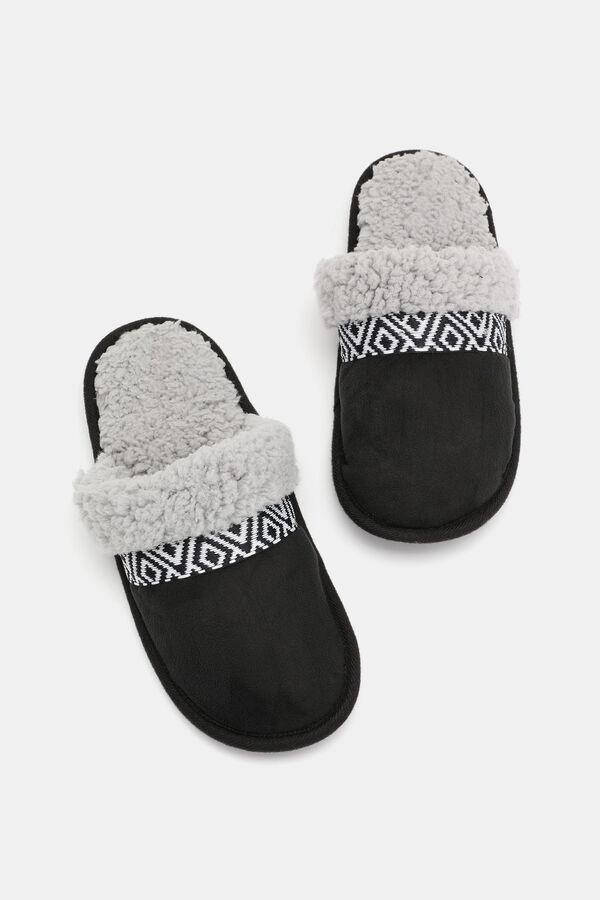 man slipper black