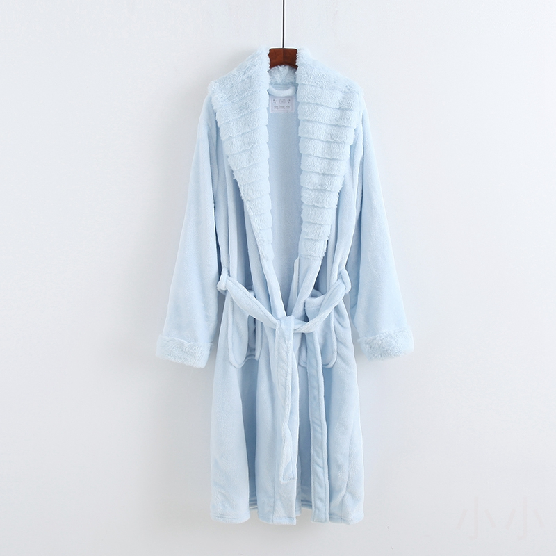 Ladies bathrobe-fur collar